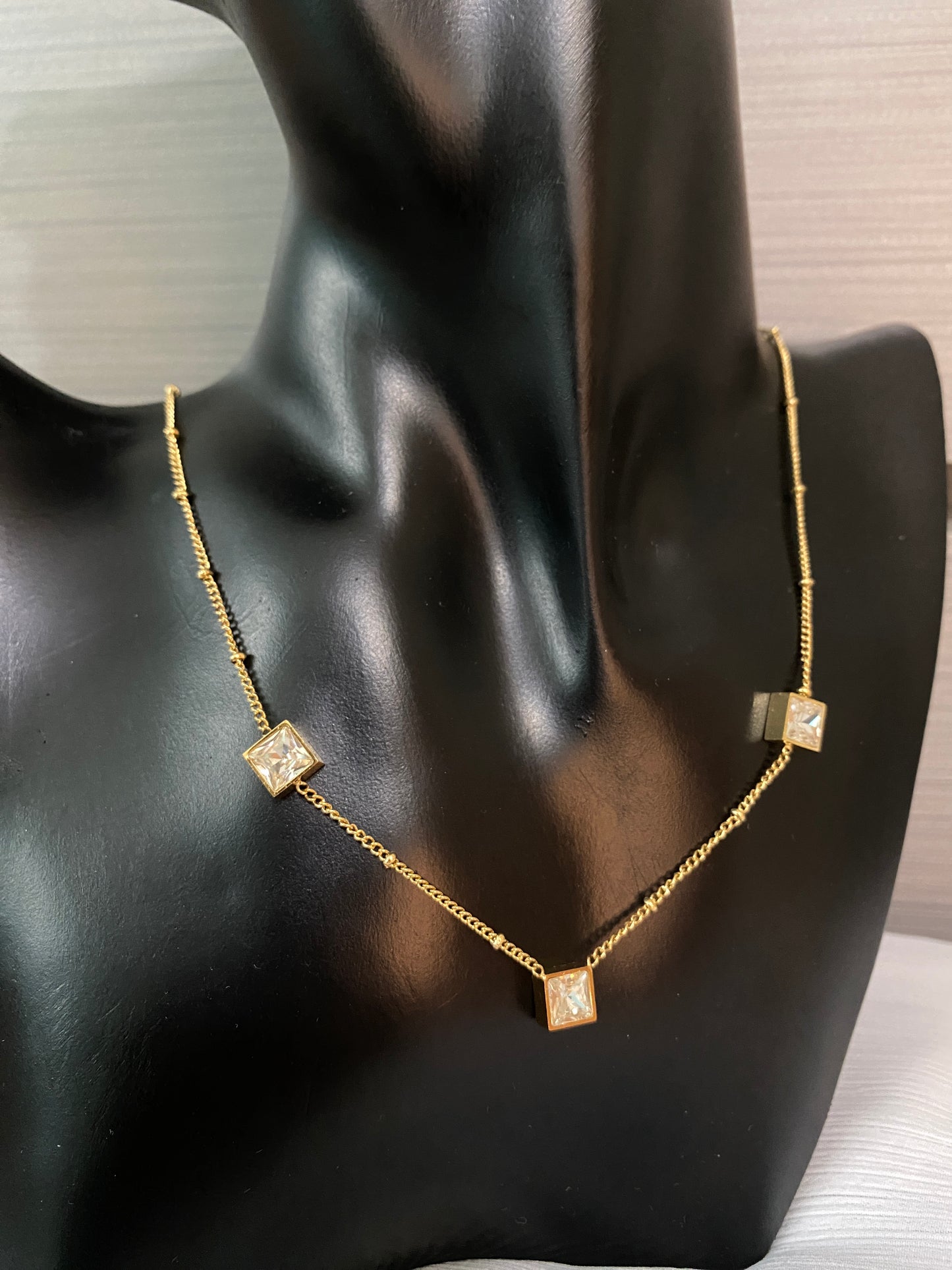 Nova Gold Necklace