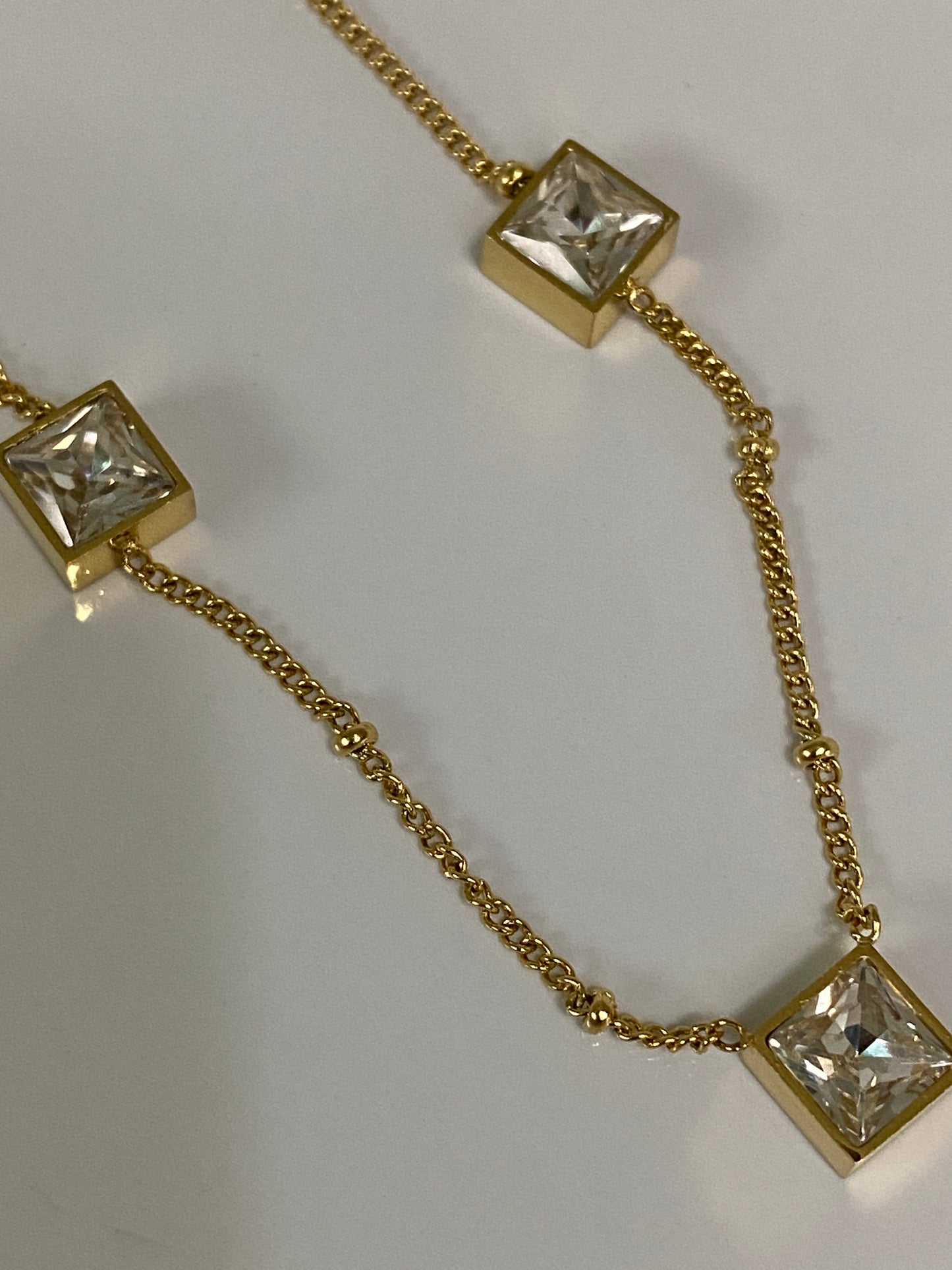 Nova Gold Necklace